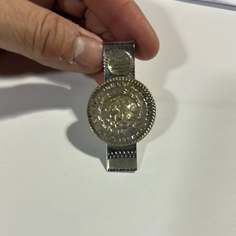 Vintage 1966 Mexican silver Coin Design Money Clip